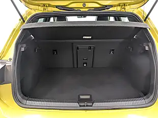Used 2021 Volkswagen Golf R-Line Lime Yellow - Interior and Exterior details 10