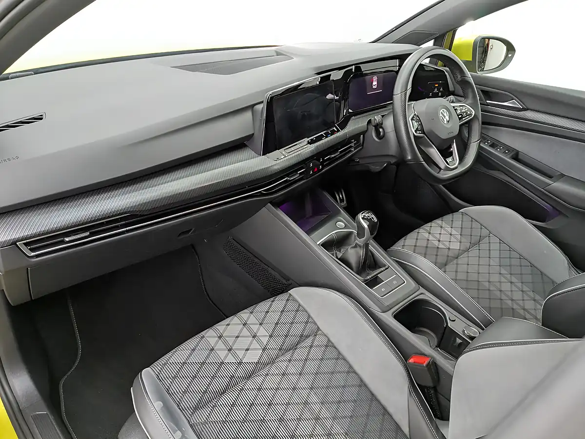 Used 2021 Volkswagen Golf R-Line Lime Yellow - Interior and Exterior details 15