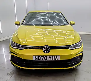 Used 2021 Volkswagen Golf R-Line Lime Yellow - Interior and Exterior details 4