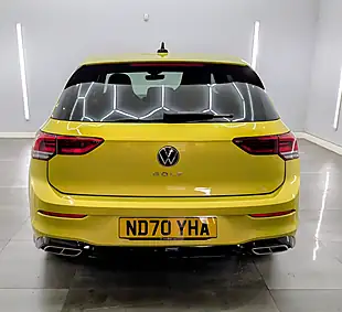 Used 2021 Volkswagen Golf R-Line Lime Yellow - Interior and Exterior details 7