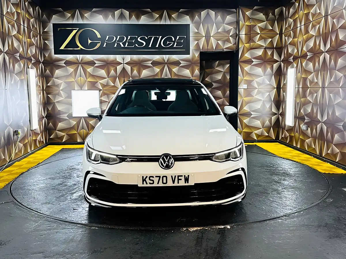Used 2021 Volkswagen Golf R-Line White - Interior and Exterior details 3