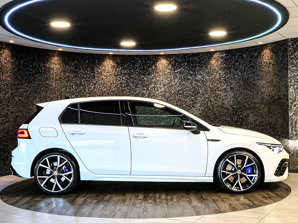Used 2021 Volkswagen Golf R Pure White - Interior and Exterior details 10