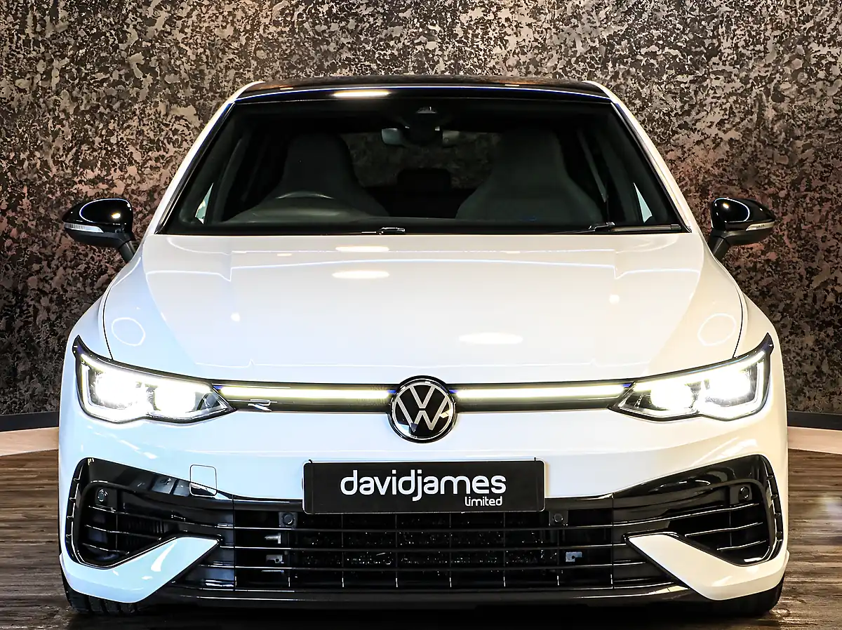 Used 2021 Volkswagen Golf R Pure White - Interior and Exterior details 4