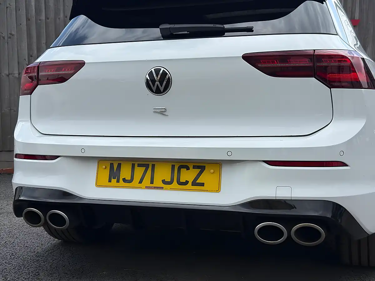 Used 2021 Volkswagen Golf R White - Interior and Exterior details 14