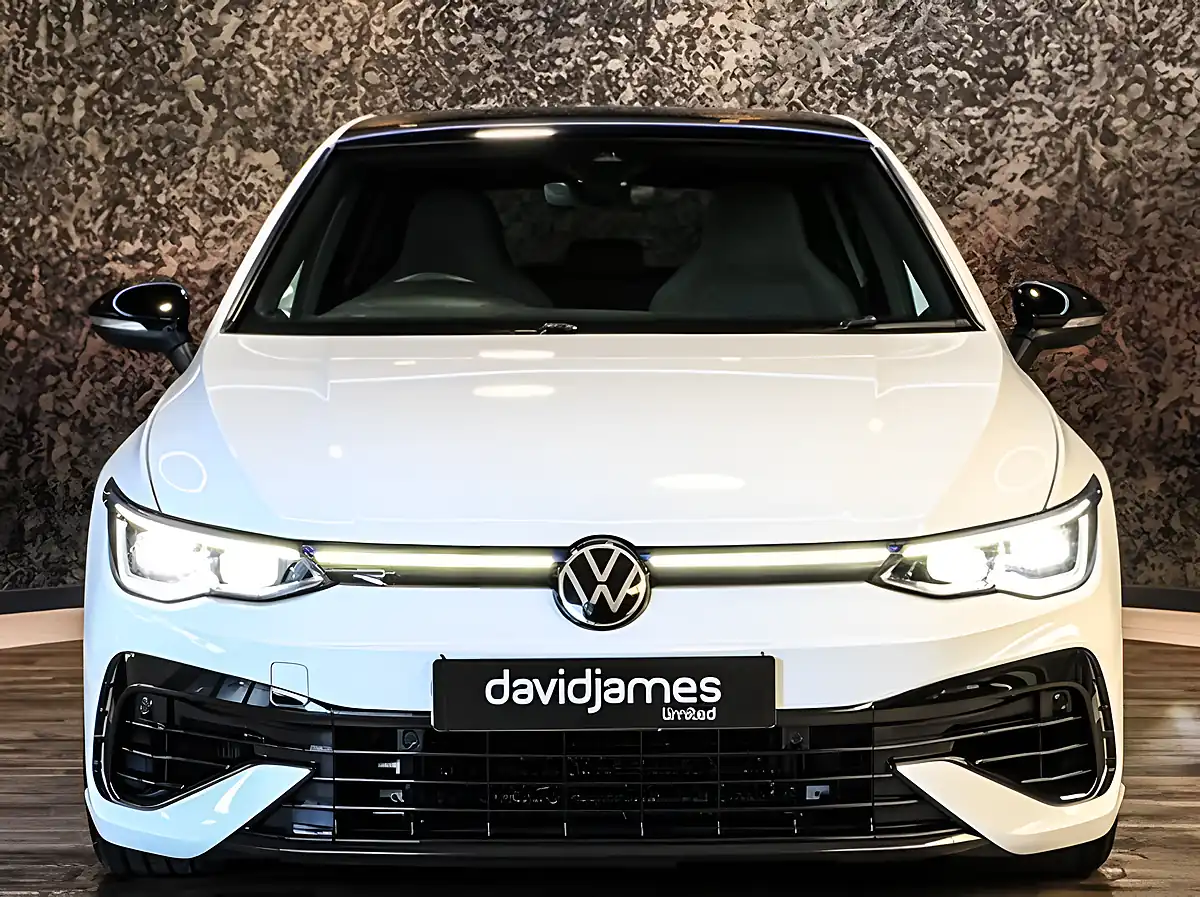 Used 2021 Volkswagen Golf R White - Front View
