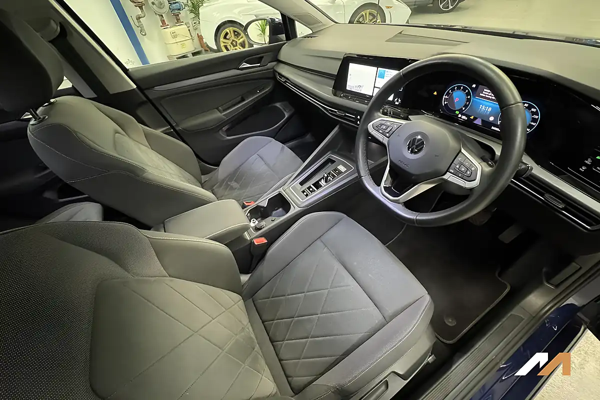 Used 2021 Volkswagen Golf Style Atlantic Blue - Interior and Exterior details 12