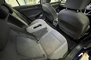 Used 2021 Volkswagen Golf Style Atlantic Blue - Interior and Exterior details 15