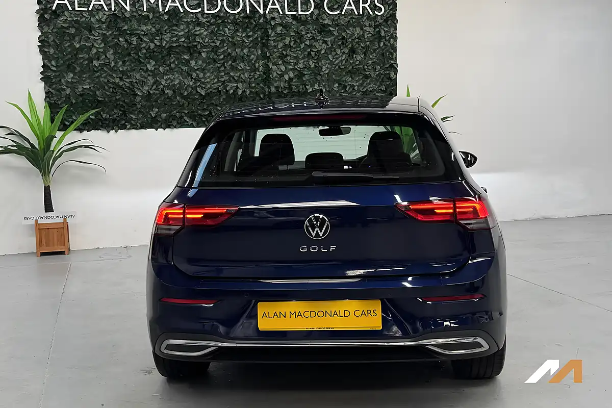 Used 2021 Volkswagen Golf Style Atlantic Blue - Interior and Exterior details 19