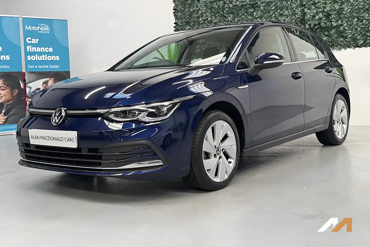 Used 2021 Volkswagen Golf Style Atlantic Blue - Interior and Exterior details 5