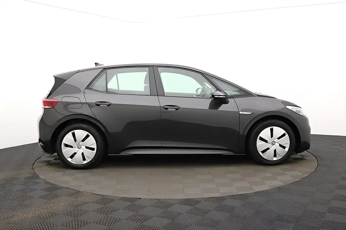 Used 2021 Volkswagen Id.3 Life Grey - Interior and Exterior details 2