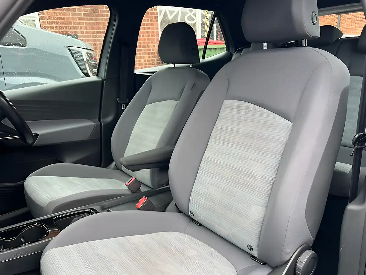 Used 2021 Volkswagen ID.3 Life Grey - Interior and Exterior details 11