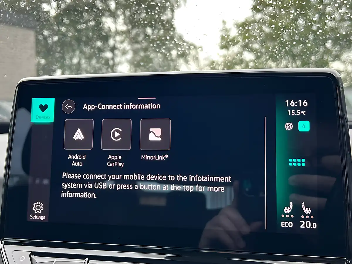 Used 2021 Volkswagen ID.3 Life Grey - Interior and Exterior details 18