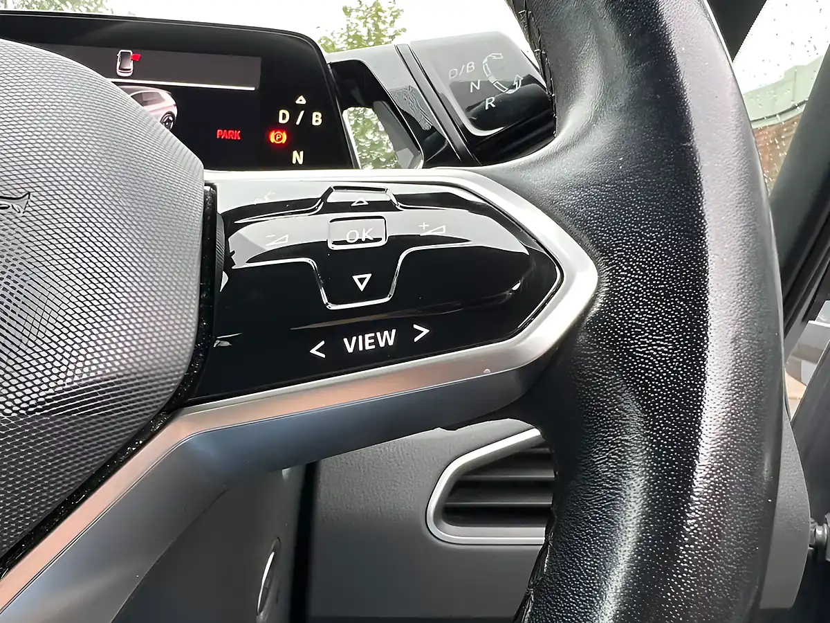 Used 2021 Volkswagen ID.3 Life Grey - Interior and Exterior details 20