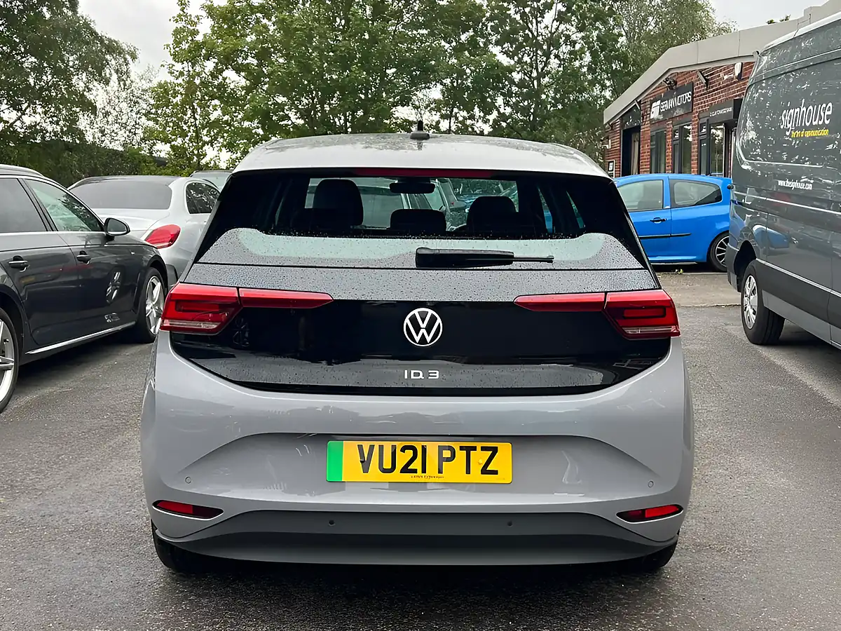 Used 2021 Volkswagen ID.3 Life Grey - Interior and Exterior details 5