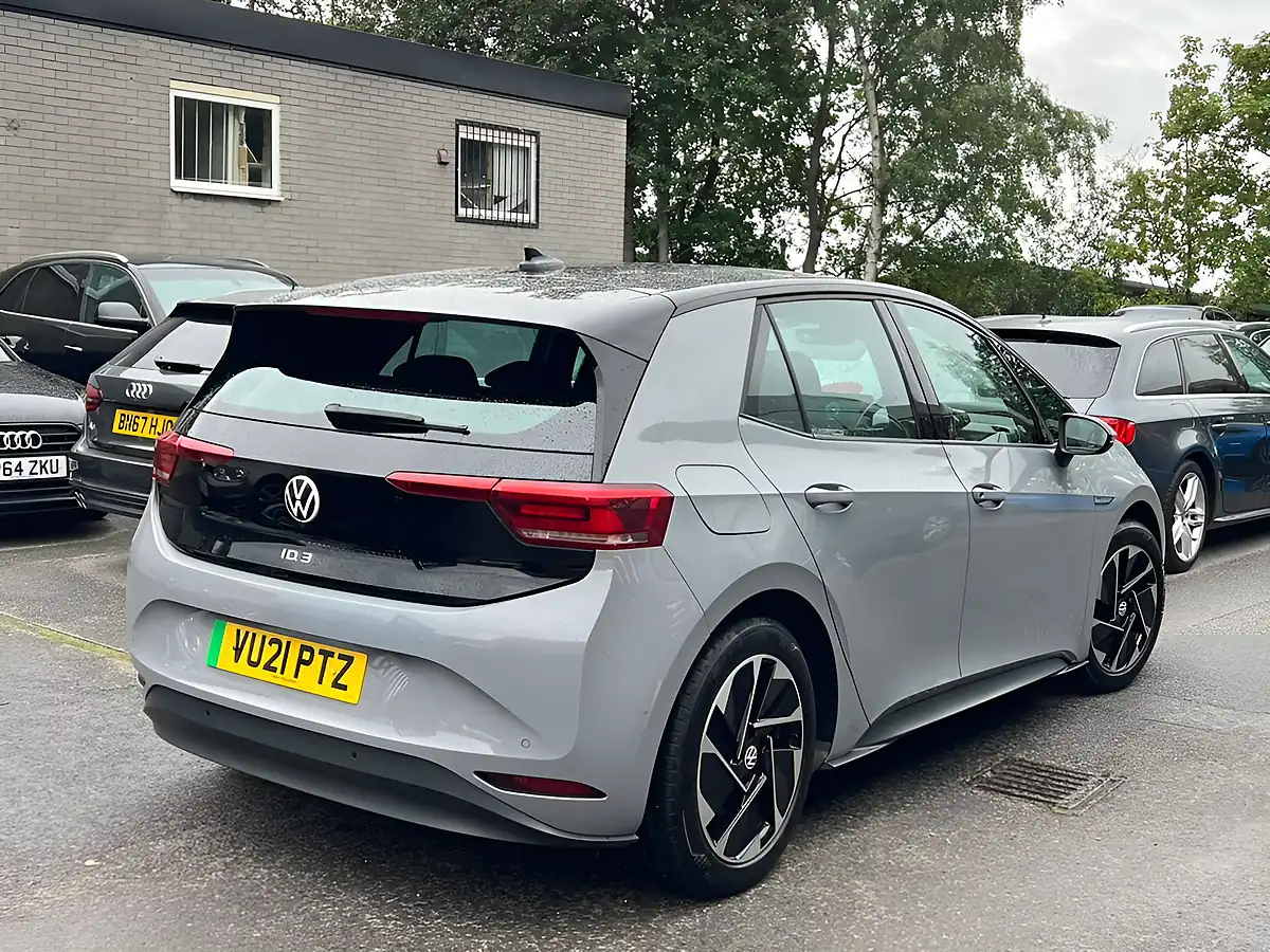 Used 2021 Volkswagen ID.3 Life Grey - Interior and Exterior details 6