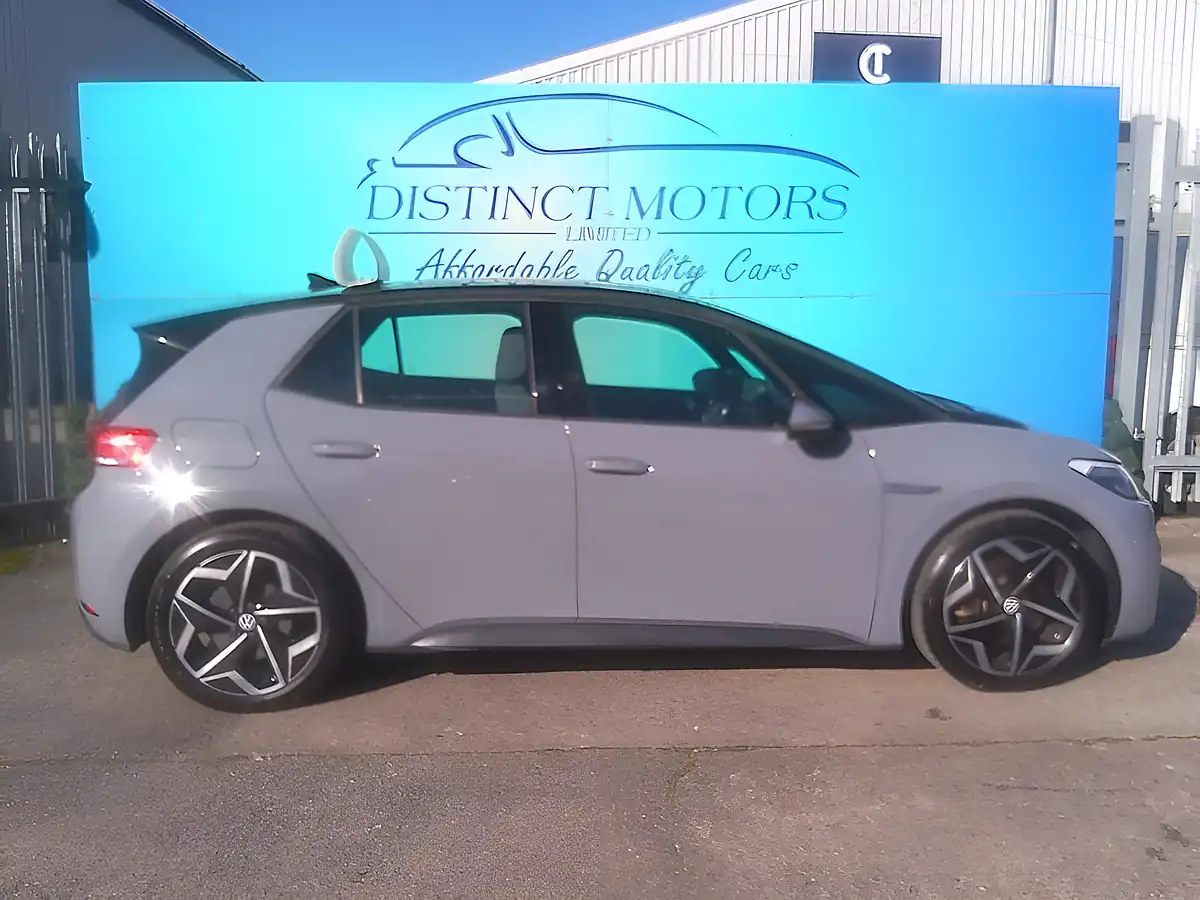 Used 2021 Volkswagen Id.3 Life Grey - Interior and Exterior details 8