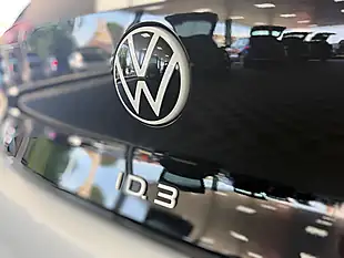 Used 2021 Volkswagen ID.3 Pro Business White - Interior and Exterior details 11
