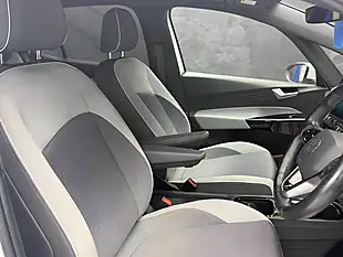 Used 2021 Volkswagen ID.3 Pro Business White - Interior and Exterior details 13