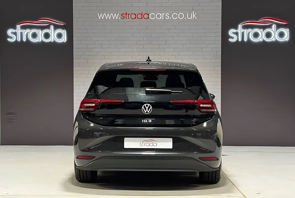 Used 2021 Volkswagen ID.3 Pro Family Grey - Interior and Exterior details 7