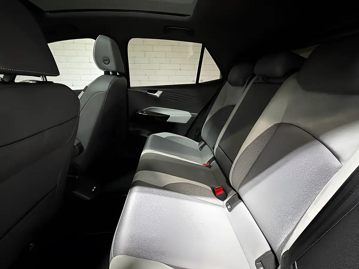 Used 2021 Volkswagen ID.3 Pro Family Grey - Interior and Exterior details 13