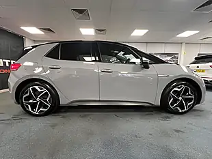 Used 2021 Volkswagen Id.3 Pro S Tour Moonstone Grey - Interior and Exterior details 7