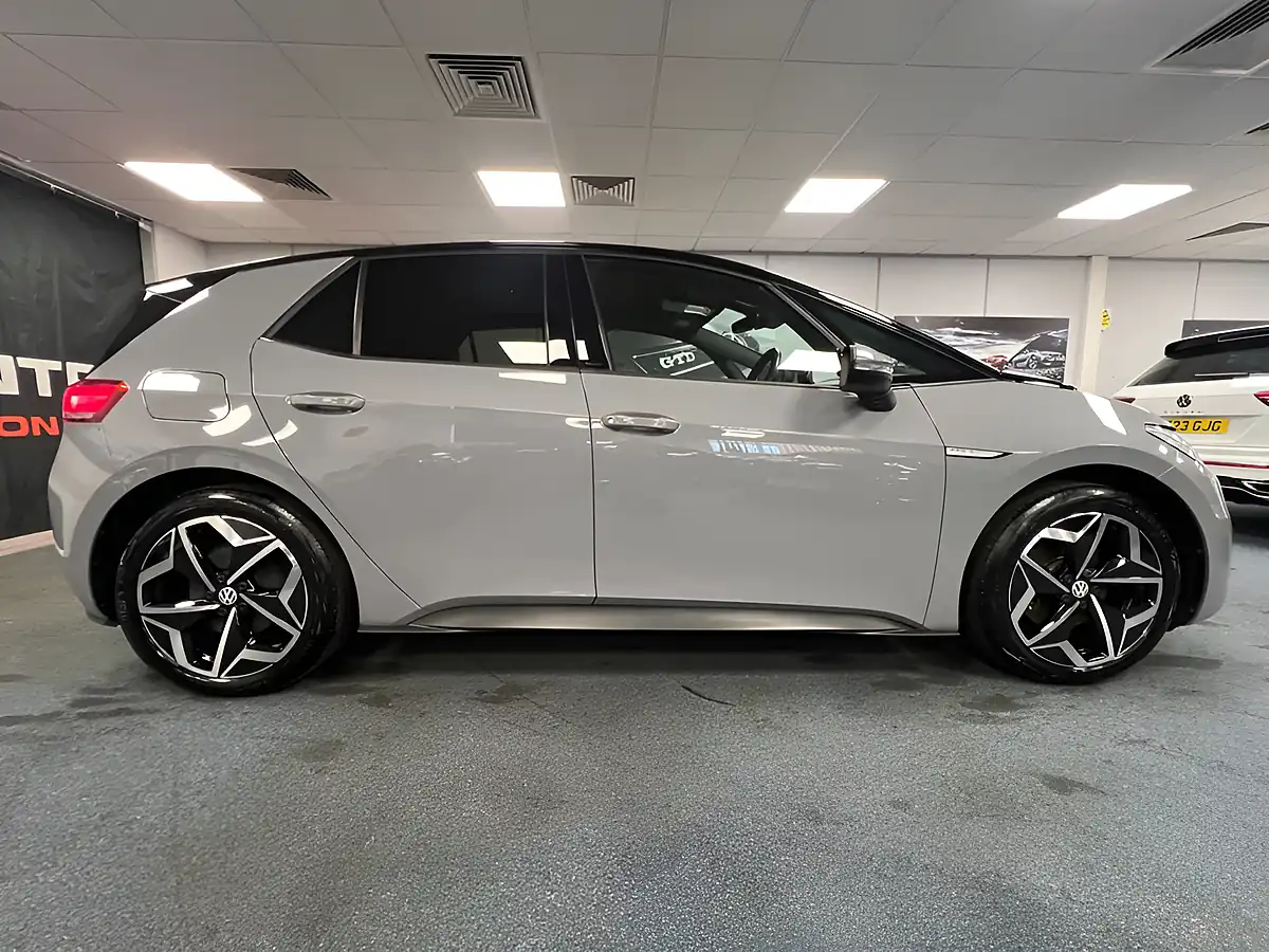 Used 2021 Volkswagen Id.3 Pro S Tour Moonstone Grey - Interior and Exterior details 7