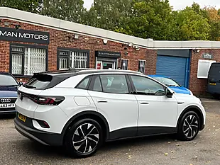 Used 2021 Volkswagen ID.4 Life White - Interior and Exterior details 8