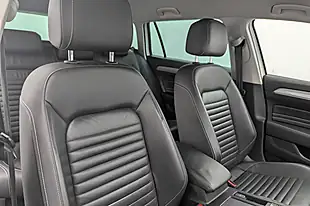 Used 2021 Volkswagen Passat Gte White - Interior and Exterior details 14