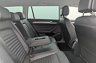 Used 2021 Volkswagen Passat Gte White - Interior and Exterior details 15