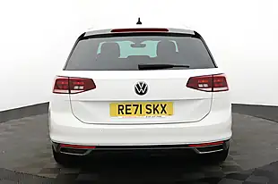 Used 2021 Volkswagen Passat Gte White - Interior and Exterior details 5