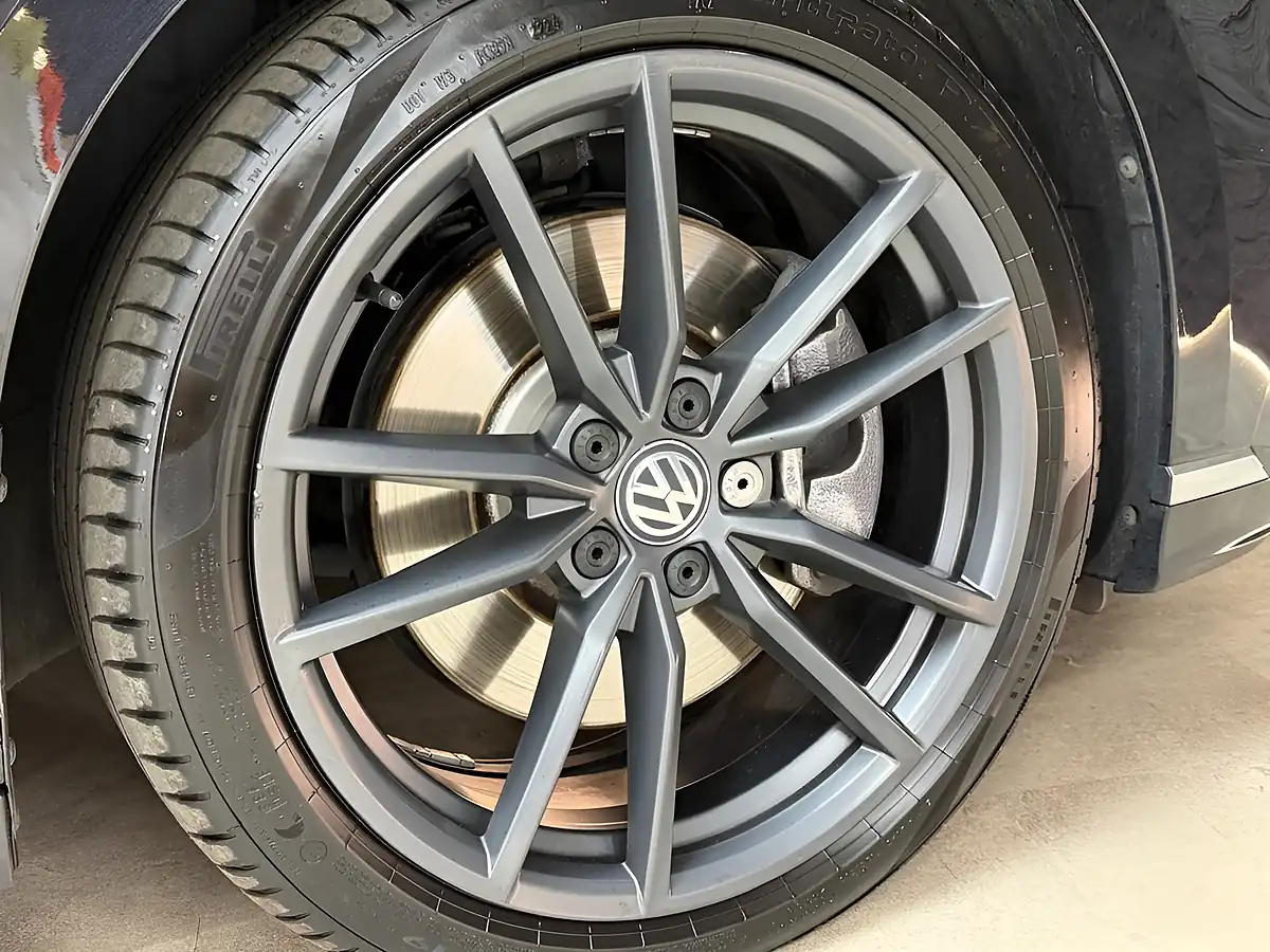 Used 2021 Volkswagen Passat R-Line Edition Black - Interior and Exterior details 15