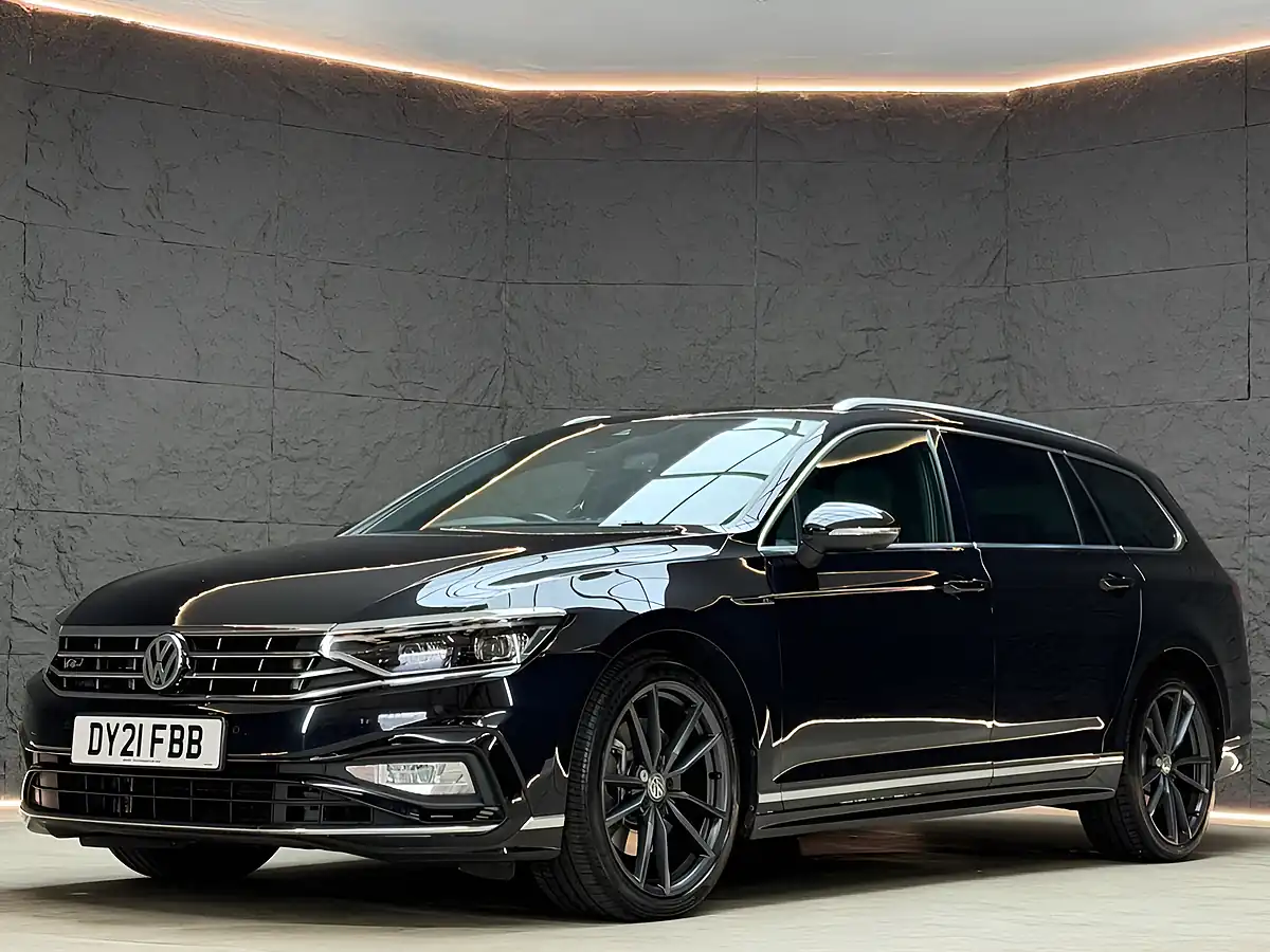 Used 2021 Volkswagen Passat R-Line Edition Black - Interior and Exterior details 2