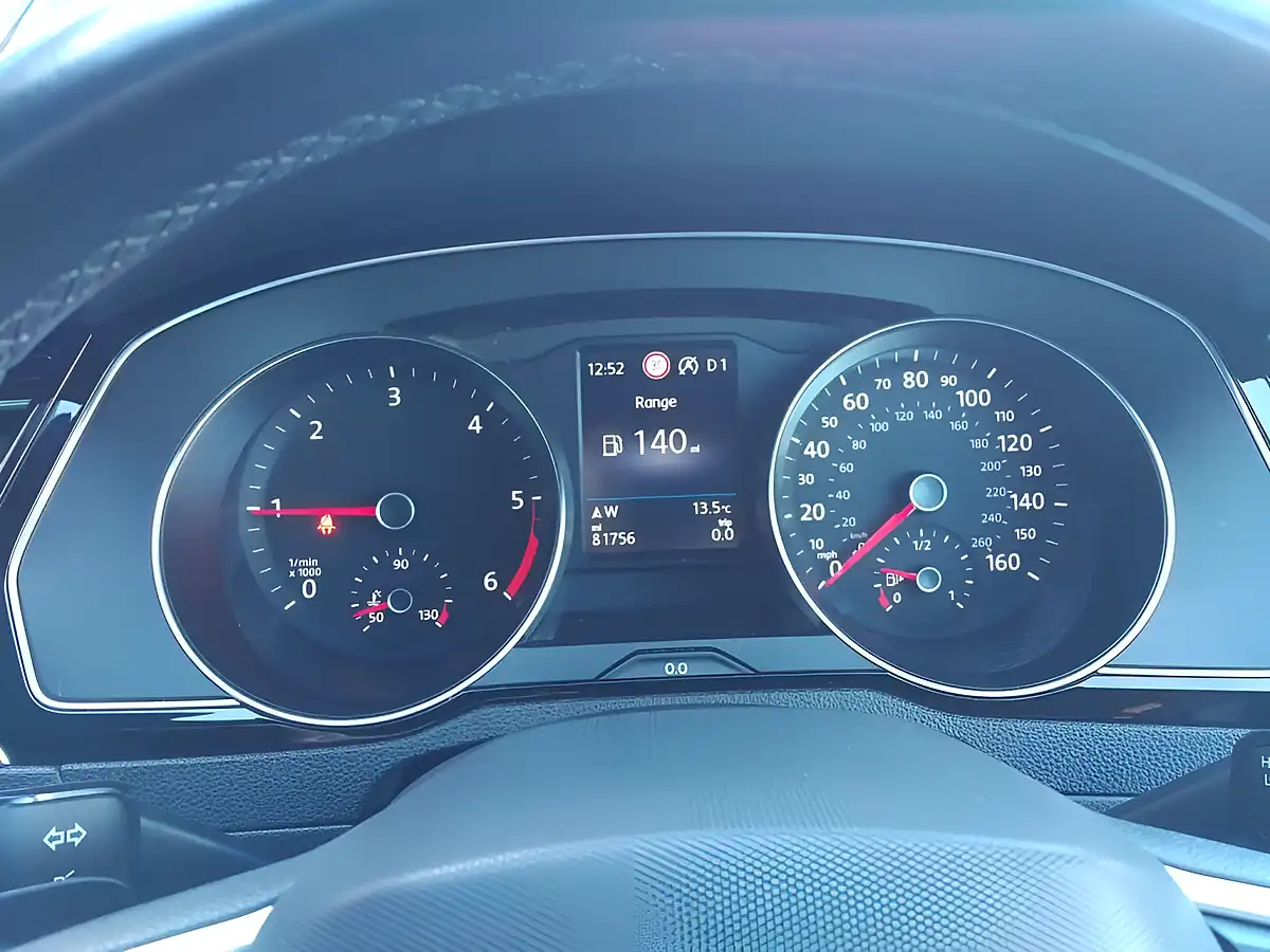 Used 2021 Volkswagen Passat R-Line White - Interior and Exterior details 16