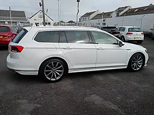 Used 2021 Volkswagen Passat R-Line White - Interior and Exterior details 8