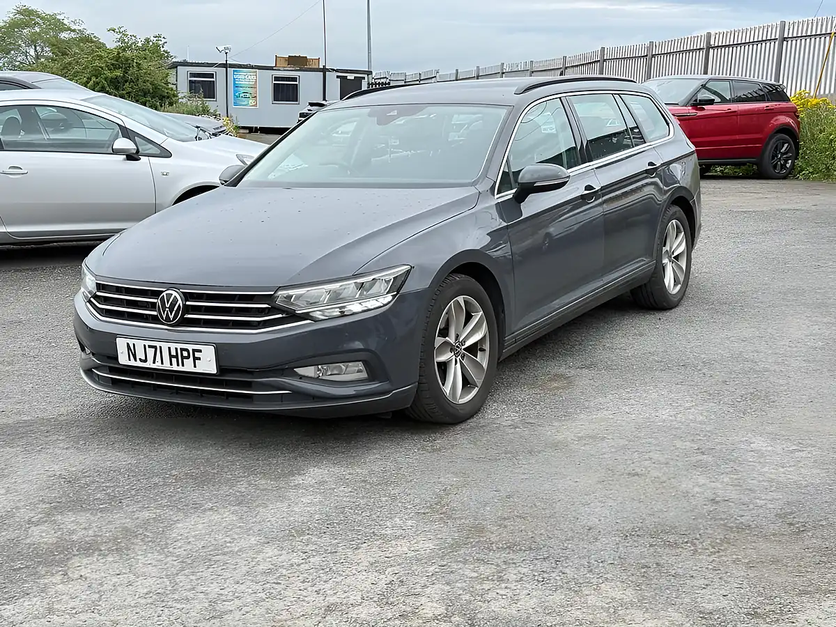 Used 2021 Volkswagen Passat Se Nav Grey - Interior and Exterior details 3
