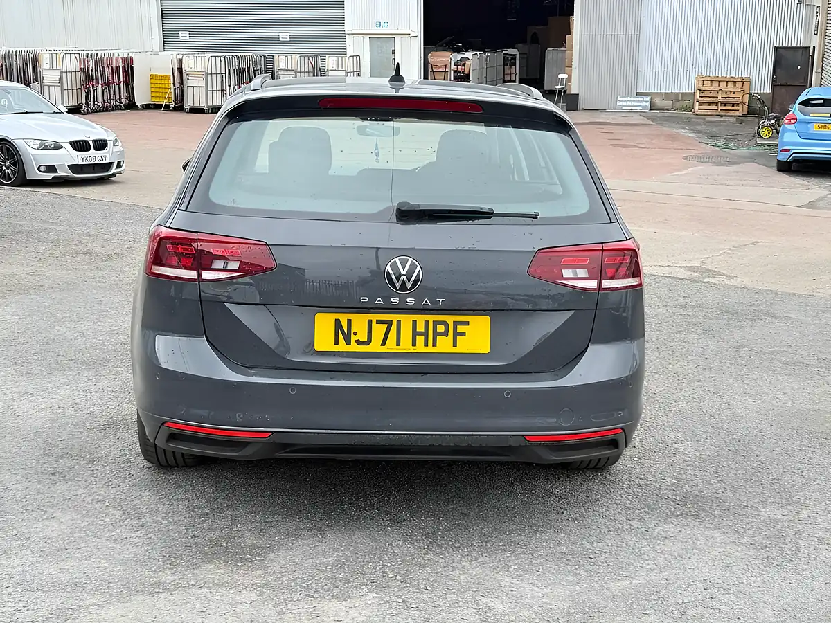 Used 2021 Volkswagen Passat Se Nav Grey - Interior and Exterior details 5