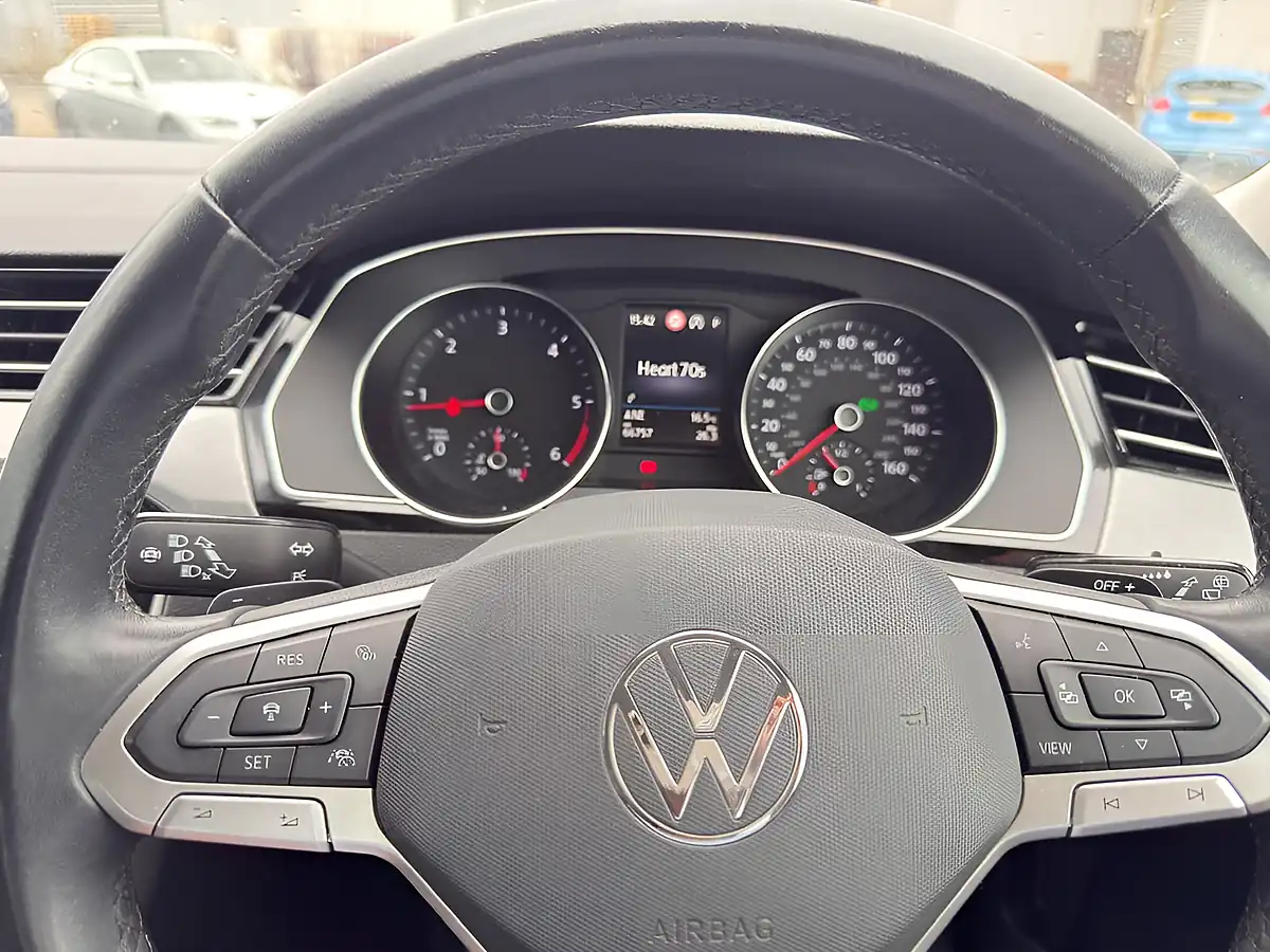 Used 2021 Volkswagen Passat Se Nav Grey - Interior and Exterior details 9