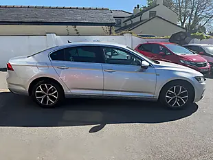 Used 2021 Volkswagen Passat Sel Reflex Silver Metallic - Interior and Exterior details 3