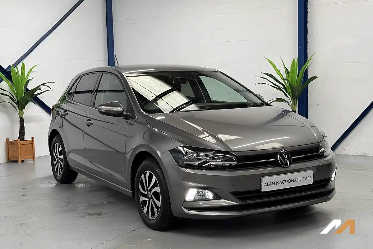 Used 2021 Volkswagen Polo Active Grey - Front View