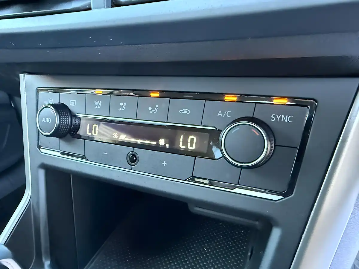 Used 2021 Volkswagen Polo Active Multicolour - Interior and Exterior details 16
