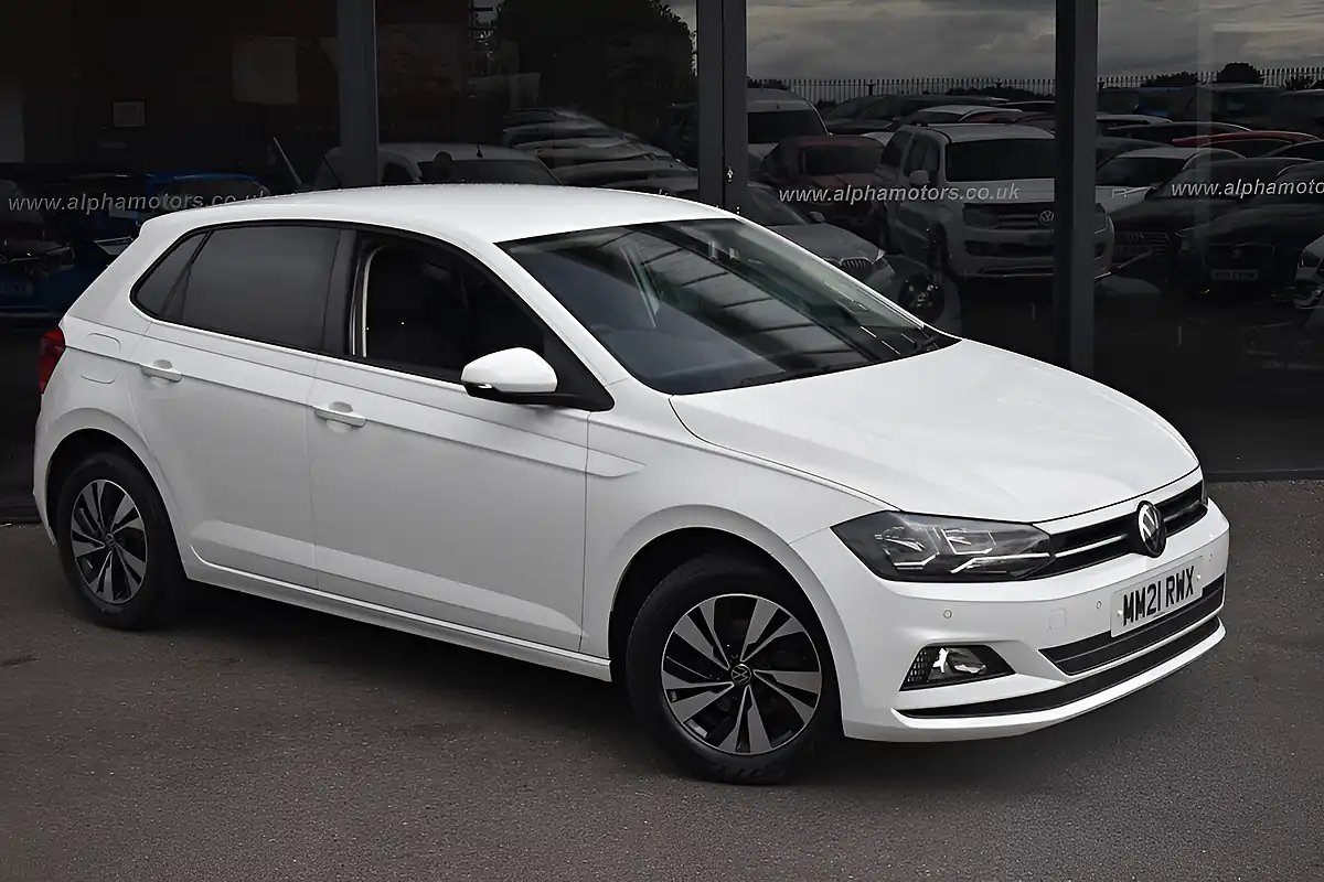 Used 2021 Volkswagen Polo Match White - Front View