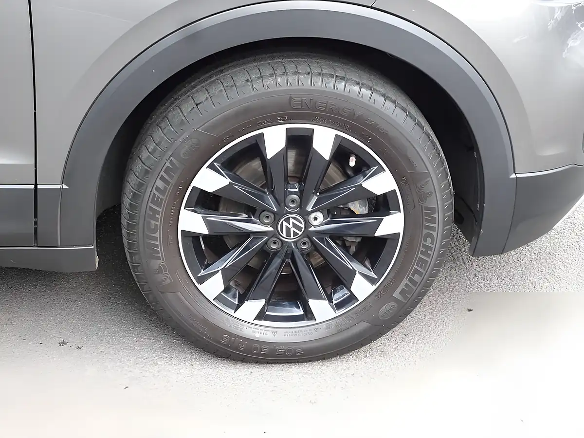 Used 2021 Volkswagen T-Cross S Limestone Grey - Interior and Exterior details 18