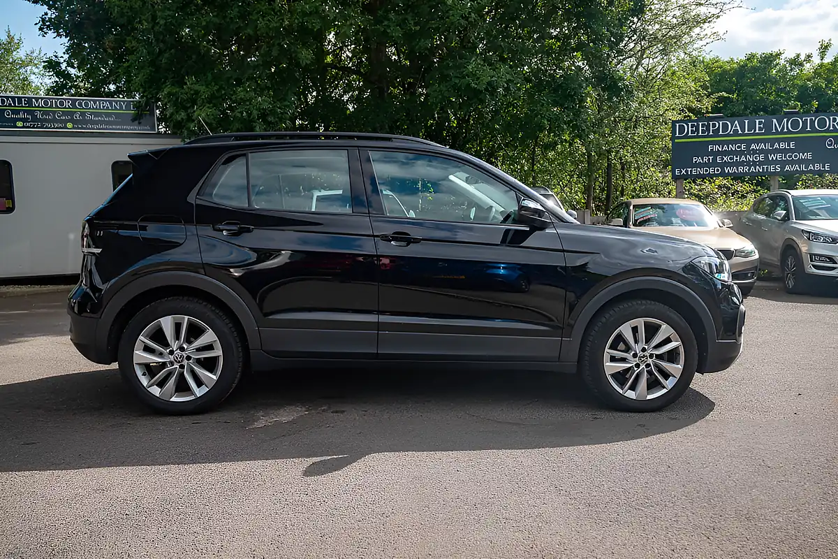 Used 2021 Volkswagen T-Cross Se Deep Black - Interior and Exterior details 9