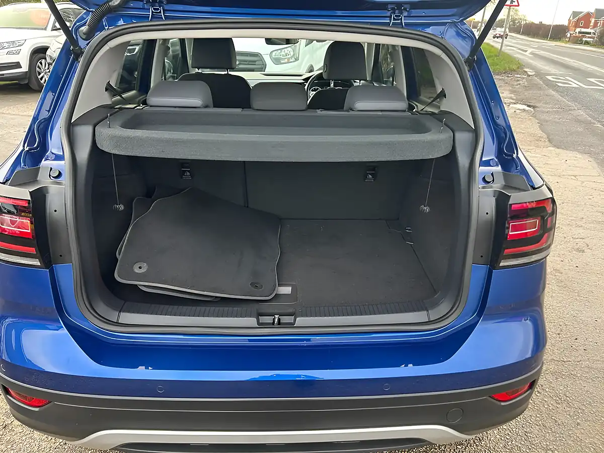 Used 2021 Volkswagen T-Cross Sel Blue - Interior and Exterior details 14