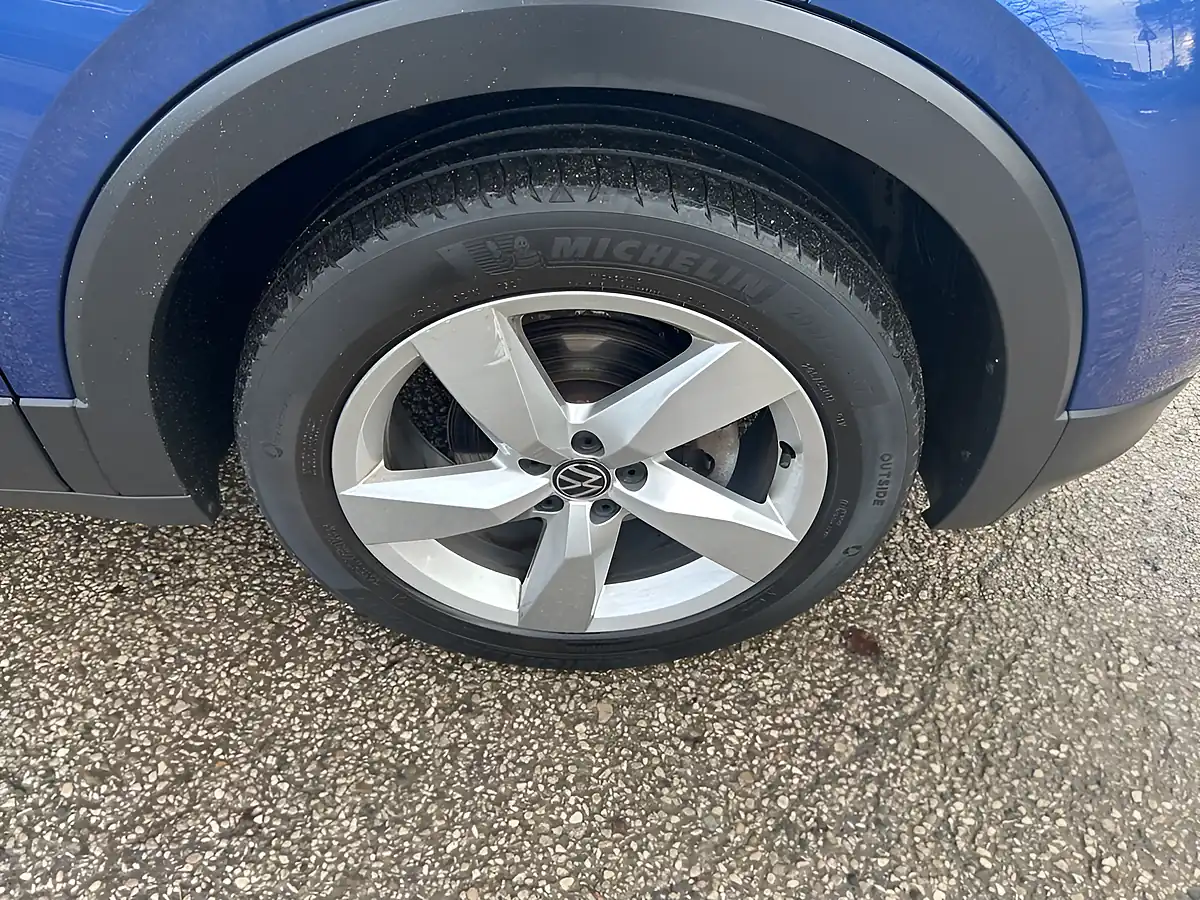 Used 2021 Volkswagen T-Cross Sel Blue - Interior and Exterior details 20