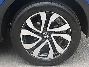 Used 2021 Volkswagen T-Roc Active Ravenna Blue Metallic - Interior and Exterior details 17
