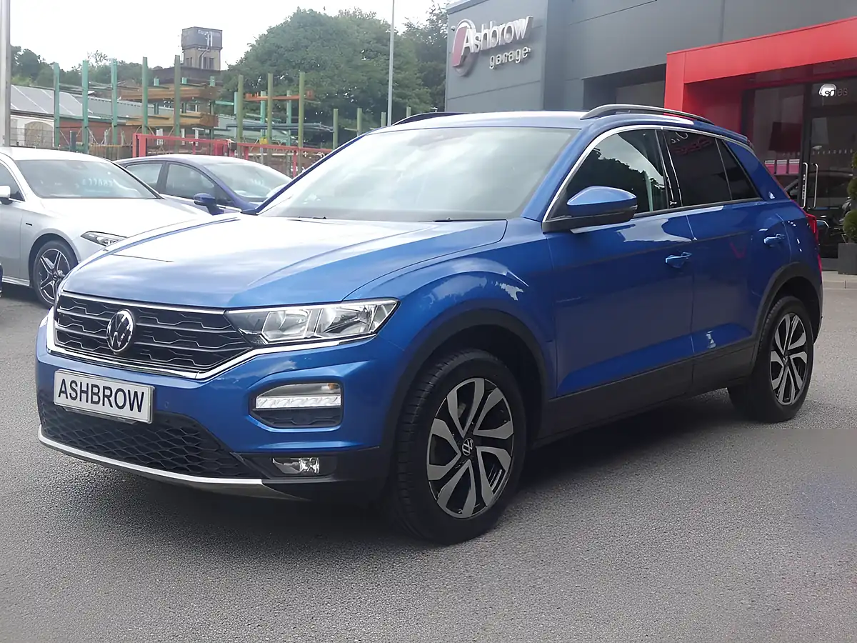 Used 2021 Volkswagen T-Roc Active Ravenna Blue Metallic - Interior and Exterior details 6