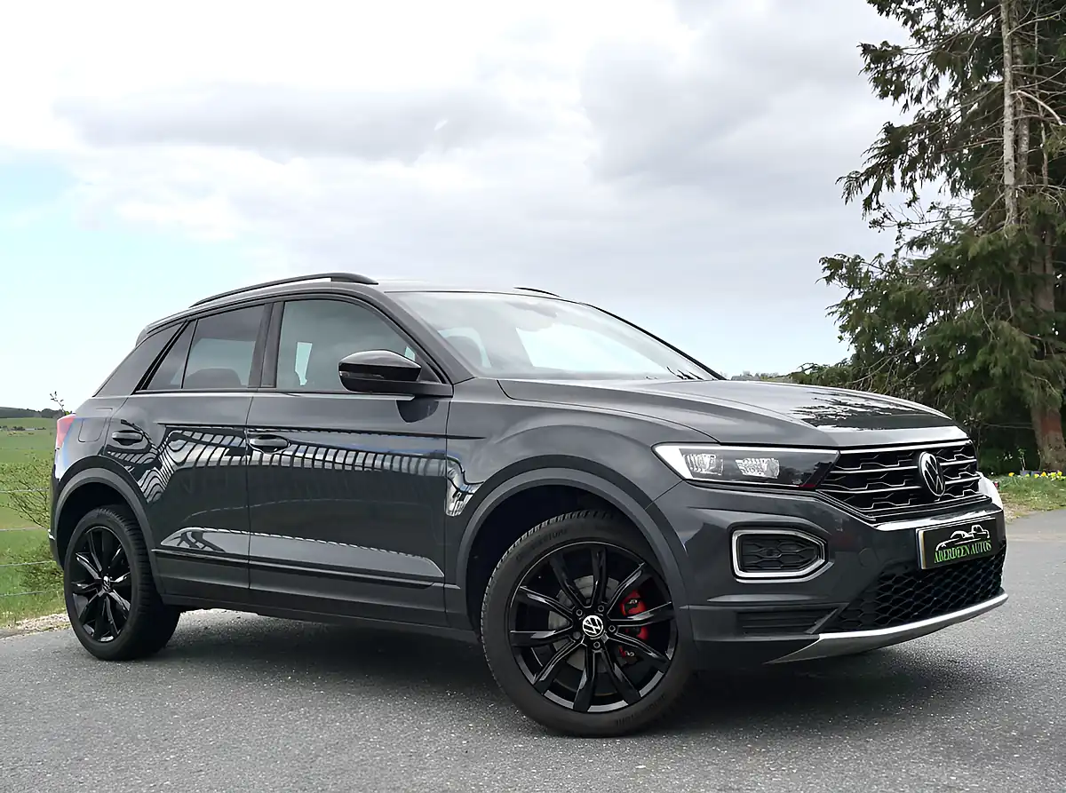 Used 2021 Volkswagen T-Roc Black Edition Grey - Front View