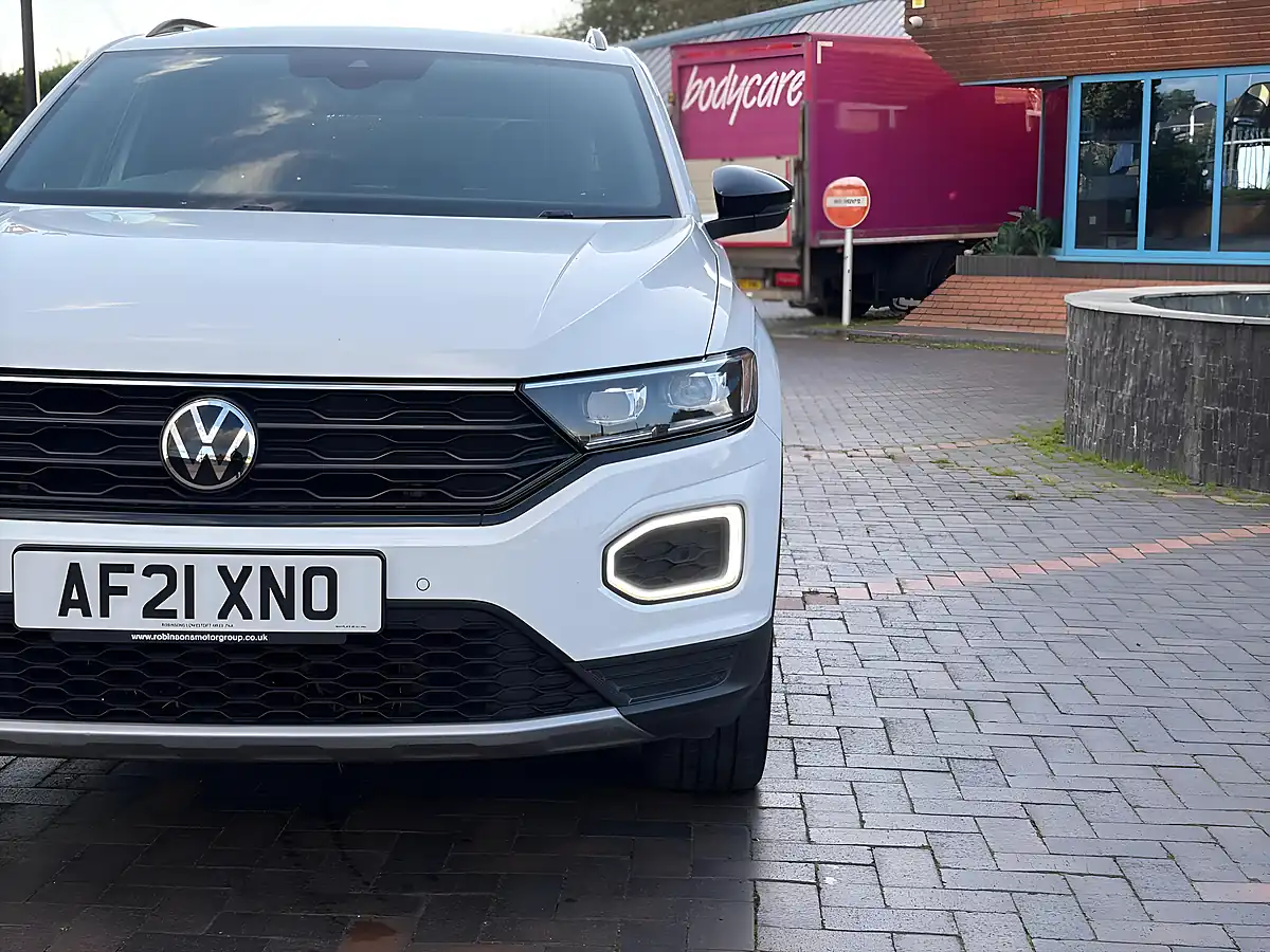 Used 2021 Volkswagen T-Roc Black Edition White - Interior and Exterior details 12