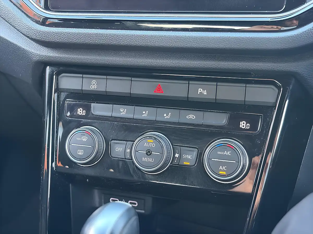 Used 2021 Volkswagen T-Roc Black Edition White - Interior and Exterior details 20